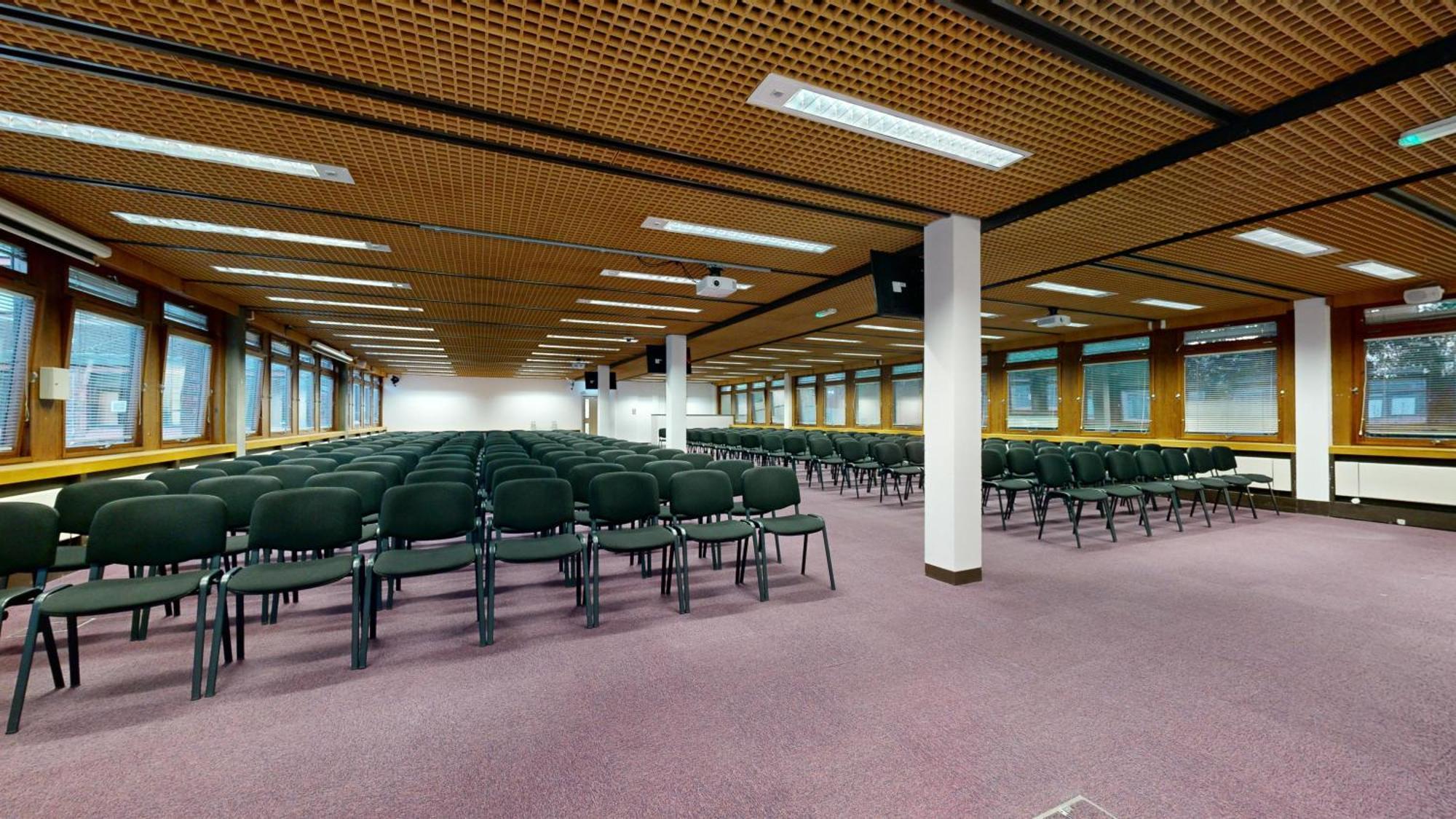 Yarnfield Park Training And Conference Centre Hotel Stone  Exterior photo