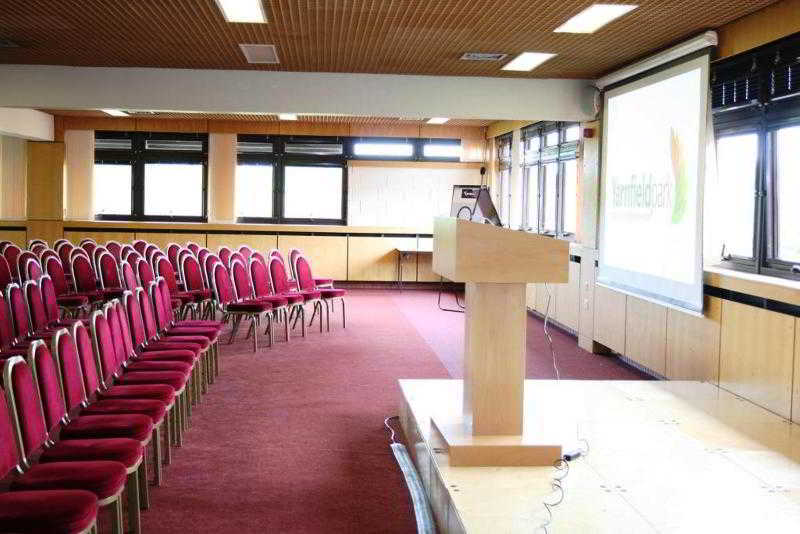 Yarnfield Park Training And Conference Centre Hotel Stone  Exterior photo